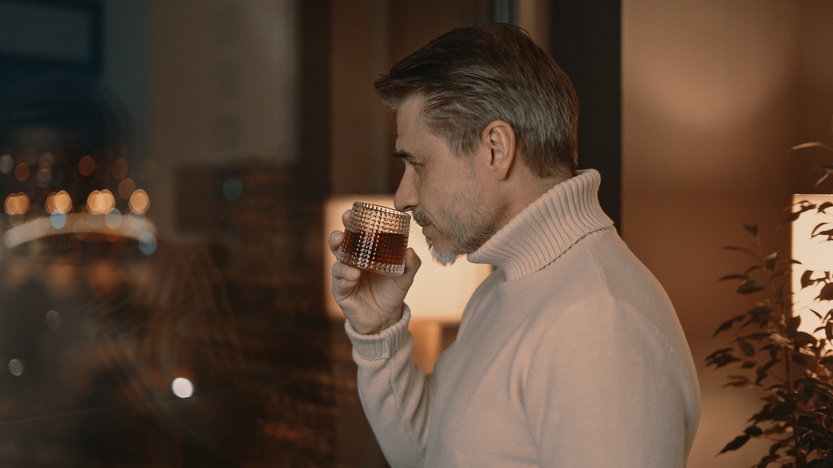 Alcohol effect on testosterone levels in men