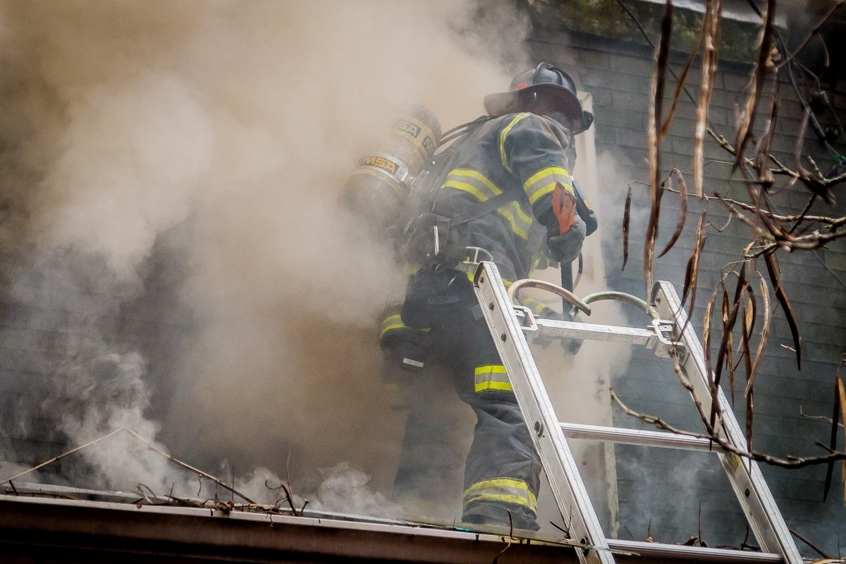 Can Firefighter Smoke Exposure Cause Permanent Lung Damage?